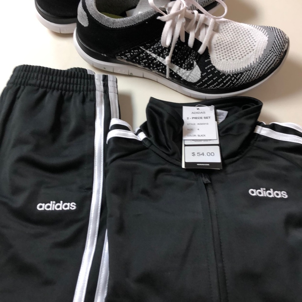 Adidas Jogging set - Picture 3 of 5